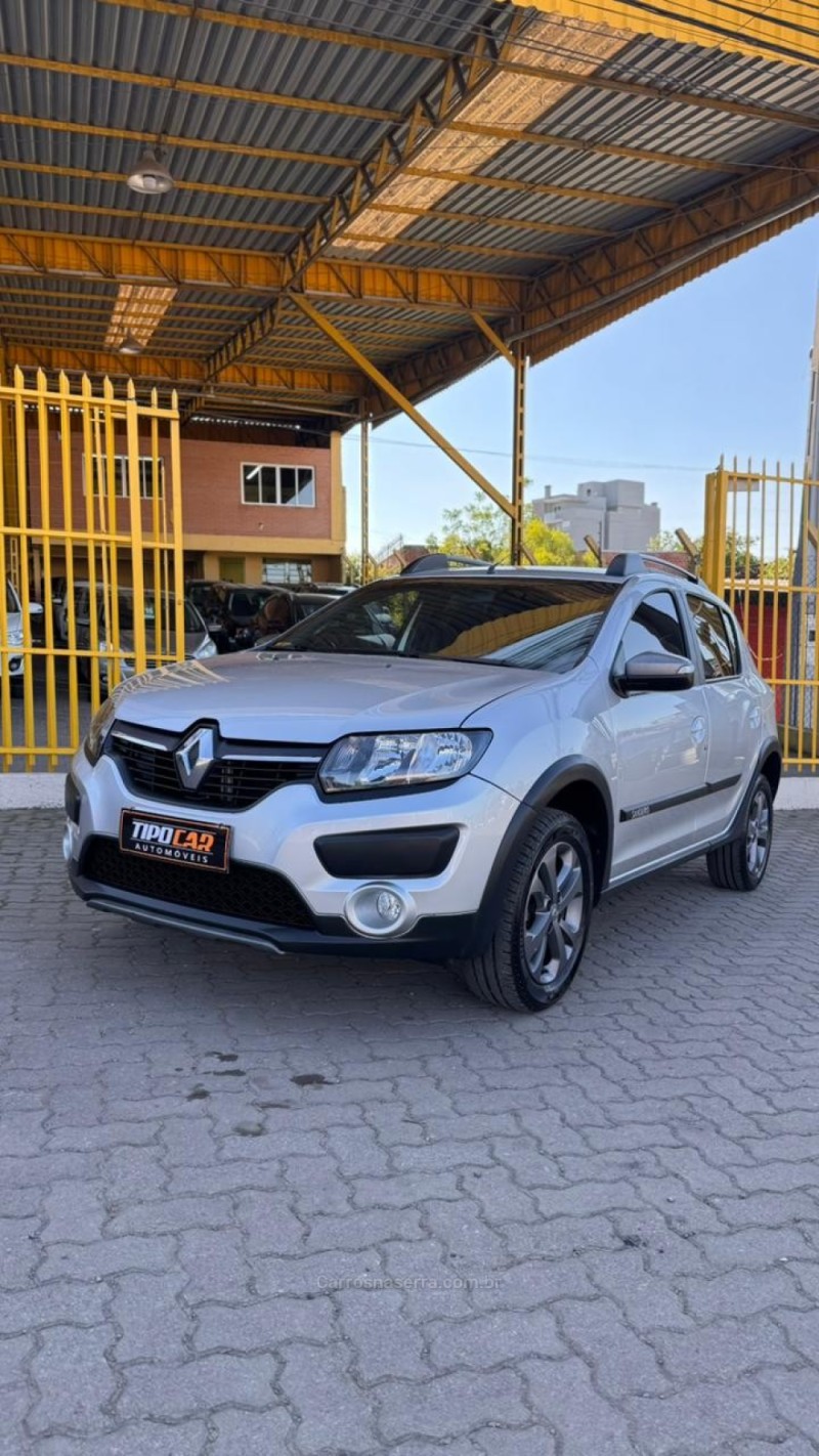 SANDERO 1.6 STEPWAY 8V FLEX 4P MANUAL - 2016 - CAXIAS DO SUL