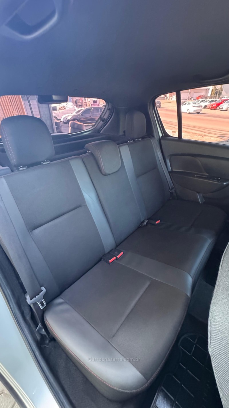 SANDERO 1.6 STEPWAY 8V FLEX 4P MANUAL - 2016 - CAXIAS DO SUL