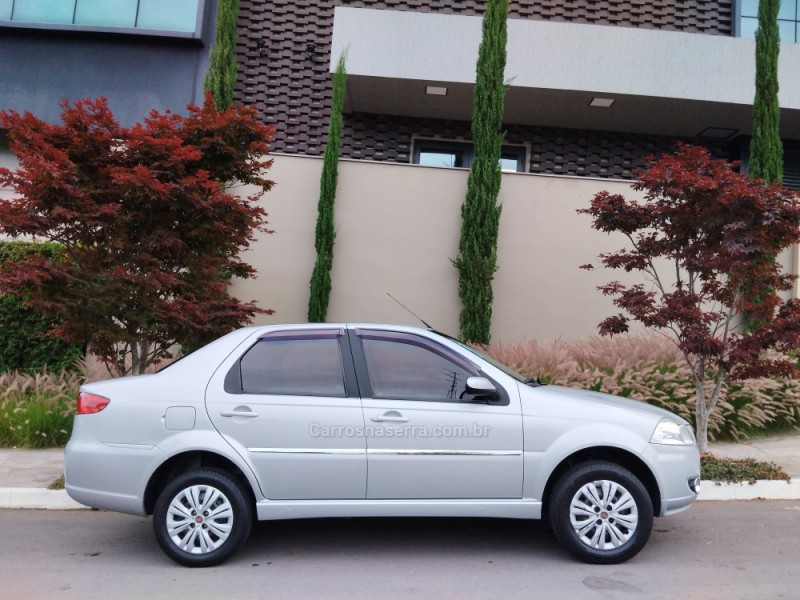 SIENA 1.0 MPI EL 8V FLEX 4P MANUAL - 2011 - FARROUPILHA
