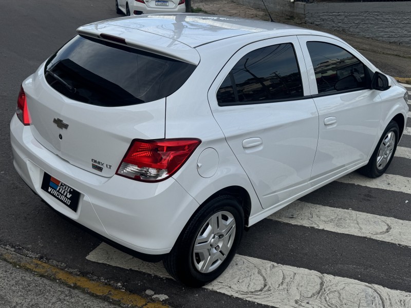 ONIX 1.0 LT PLUS 8V FLEX 4P MANUAL - 2013 - CAXIAS DO SUL