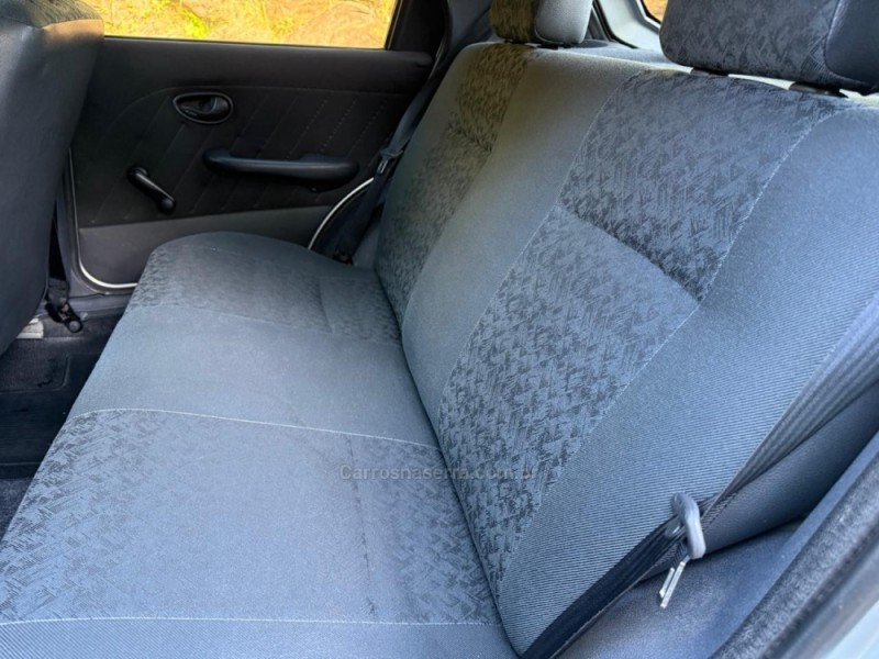 PALIO 1.0 MPI FIRE CELEBRATION 8V FLEX 4P MANUAL - 2007 - IVOTI