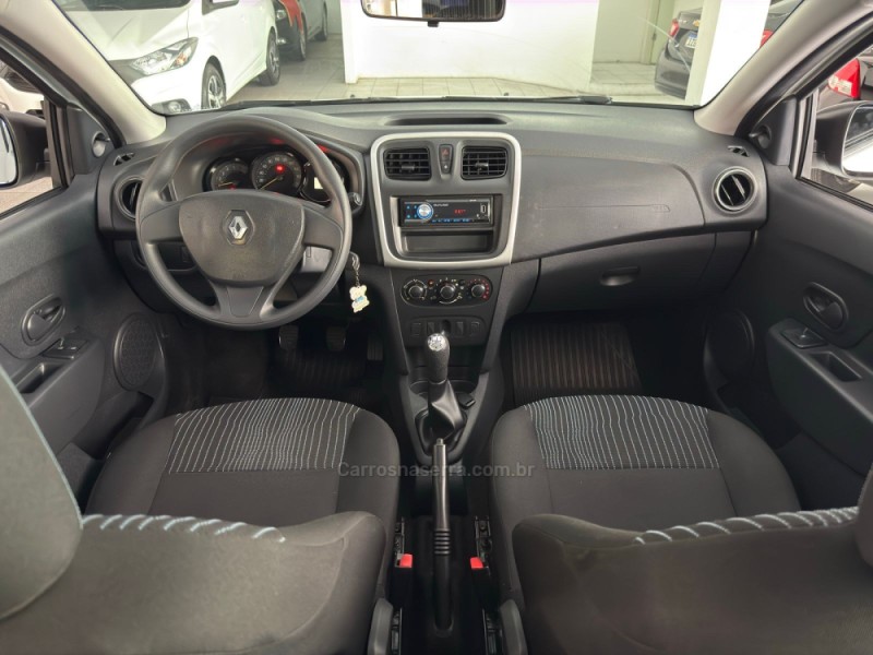 SANDERO 1.0 AUTHENTIQUE 16V FLEX 4P MANUAL - 2016 - NOVO HAMBURGO