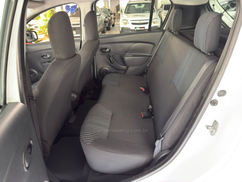 SANDERO 1.0 AUTHENTIQUE 16V FLEX 4P MANUAL - 2016 - NOVO HAMBURGO