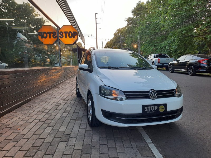 SPACEFOX 1.6 MI TREND 8V FLEX 4P MANUAL - 2014 - DOIS IRMãOS