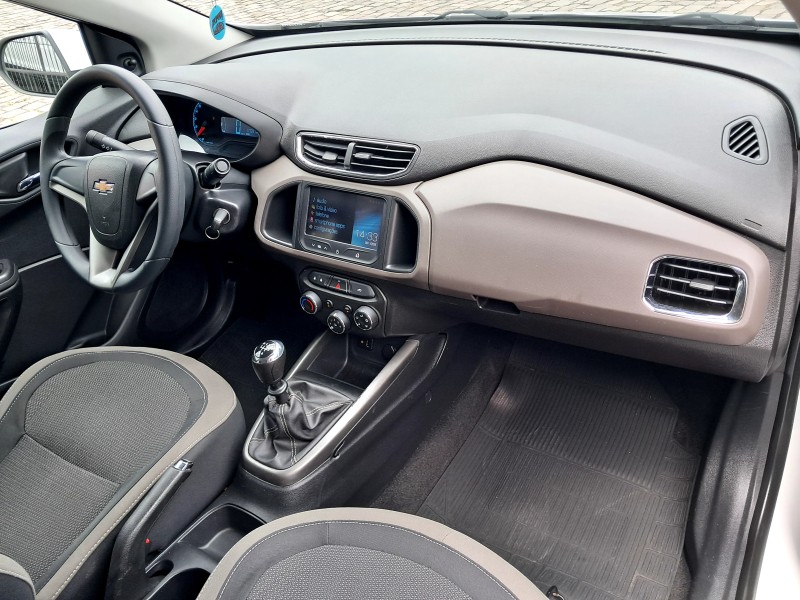 PRISMA 1.0 MPFI LT 8V FLEX 4P MANUAL - 2014 - CAXIAS DO SUL