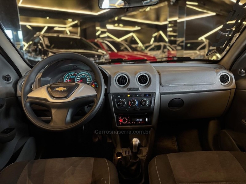 PRISMA 1.4 MPFI LT 8V FLEX 4P MANUAL - 2012 - NOVO HAMBURGO