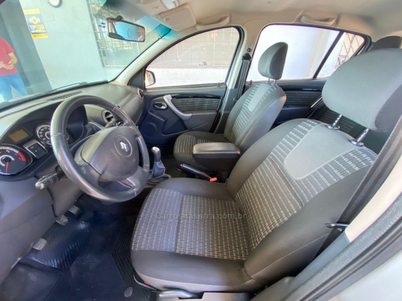 SANDERO 1.6 PRIVILÉGE 16V FLEX 4P MANUAL - 2012 - CAXIAS DO SUL