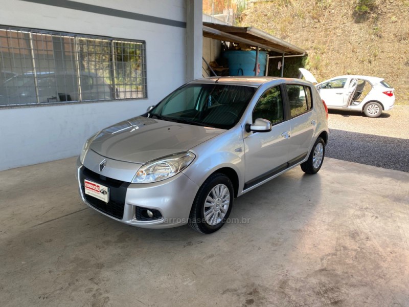 SANDERO 1.6 PRIVILÉGE 16V FLEX 4P MANUAL - 2012 - CAXIAS DO SUL