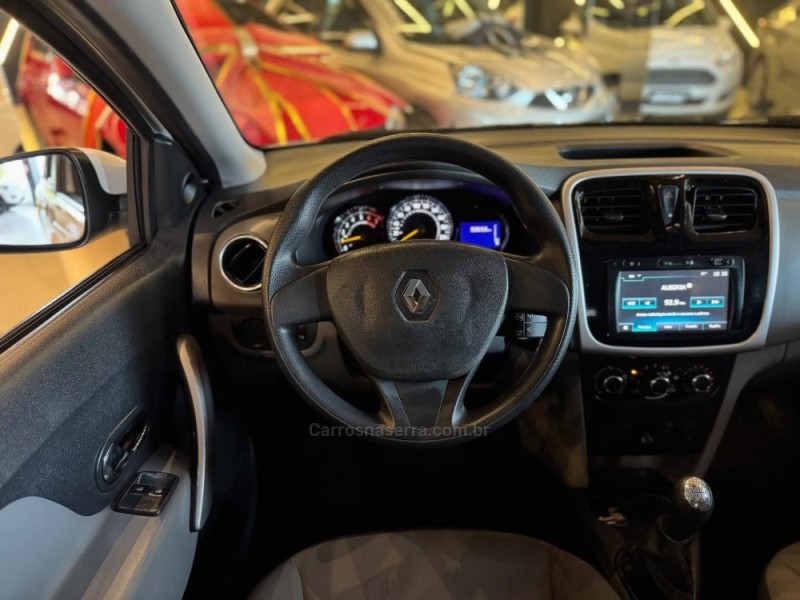 LOGAN 1.6 EXPRESSION 8V FLEX 4P MANUAL - 2018 - NOVO HAMBURGO