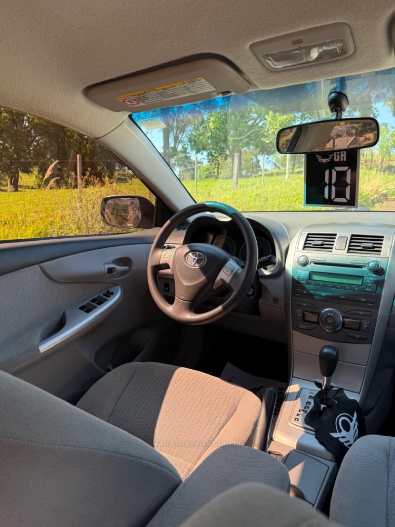 COROLLA 1.8 GLI 16V FLEX 4P AUTOMÁTICO - 2010 - IBIRAIARAS
