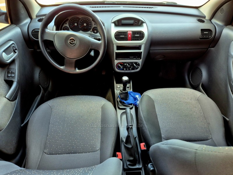 CORSA 1.4 MPFI PREMIUM 8V FLEX 4P MANUAL - 2009 - FARROUPILHA