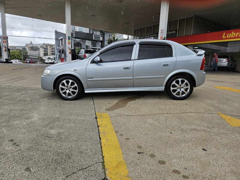 ASTRA 2.0 MPFI ADVANTAGE 8V FLEX 4P MANUAL - 2009 - CAXIAS DO SUL
