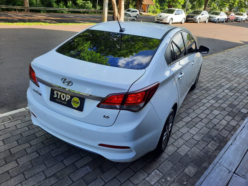 HB20S 1.6 COMFORT PLUS 16V FLEX 4P MANUAL - 2019 - DOIS IRMãOS