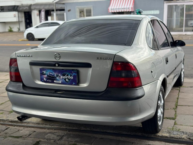 VECTRA 2.2 MPFI GLS 8V GASOLINA 4P MANUAL - 1999 - CAXIAS DO SUL