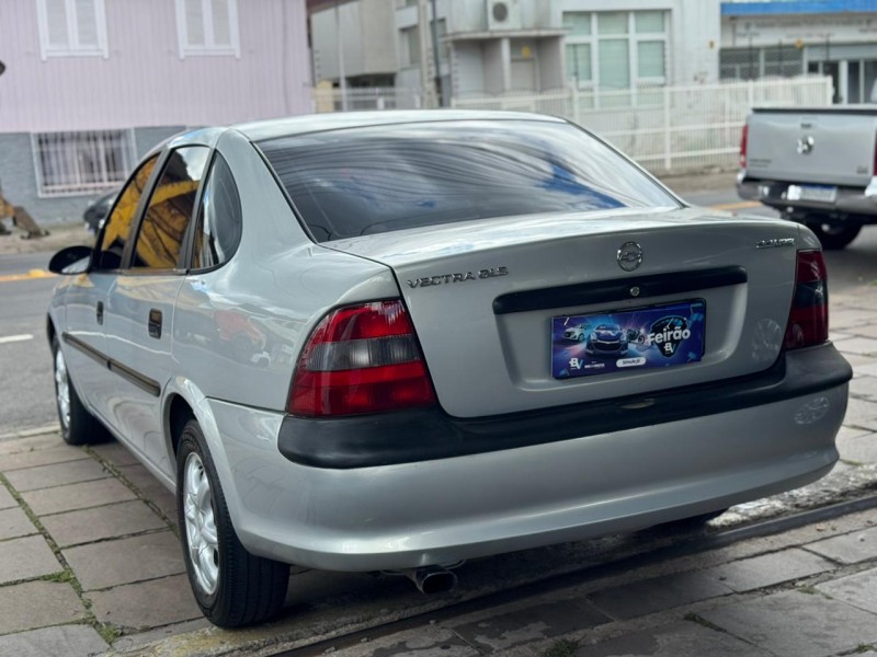 VECTRA 2.2 MPFI GLS 8V GASOLINA 4P MANUAL - 1999 - CAXIAS DO SUL