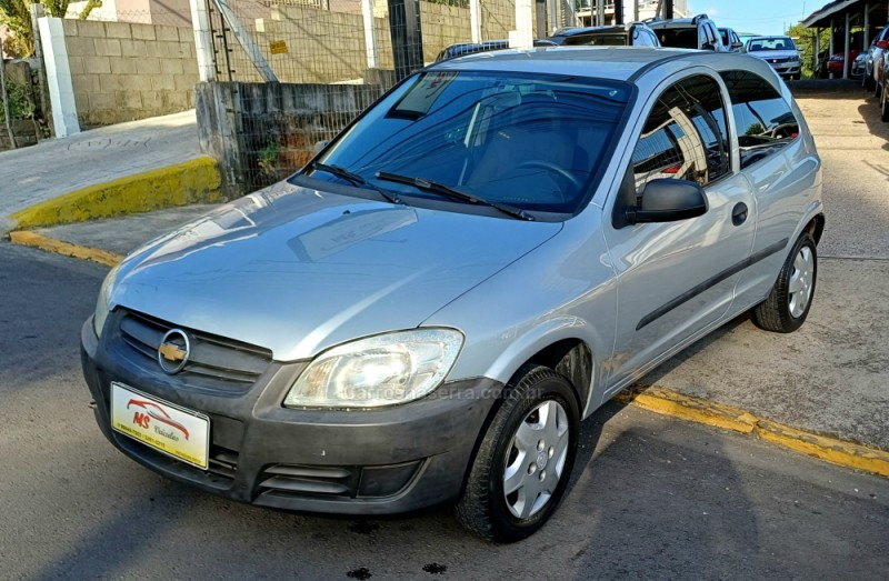 CELTA 1.0 MPFI LIFE 8V FLEX 2P MANUAL - 2011 - FARROUPILHA