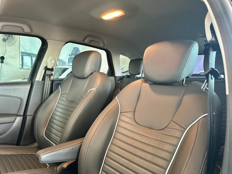 CAPTUR 1.6 16V FLEX INTENSE AUTOMÁTICO - 2018 - CAXIAS DO SUL