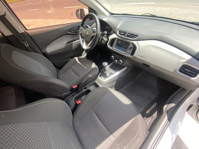 ONIX 1.4 MPFI LT 8V FLEX 4P MANUAL - 2018 - CAXIAS DO SUL