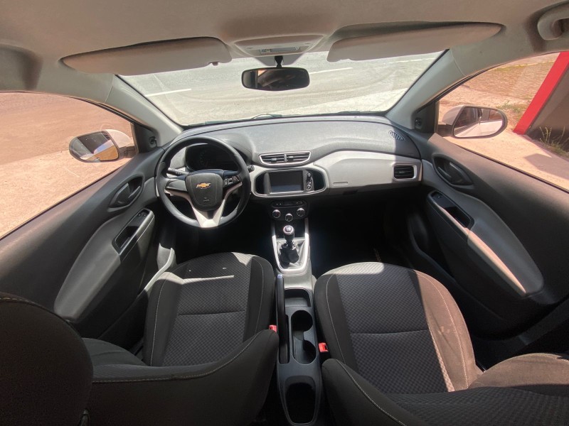 ONIX 1.4 MPFI LT 8V FLEX 4P MANUAL - 2018 - CAXIAS DO SUL