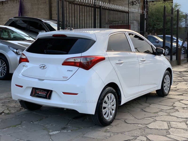 HB20 1.0 COMFORT PLUS 12V FLEX 4P MANUAL - 2015 - CAXIAS DO SUL