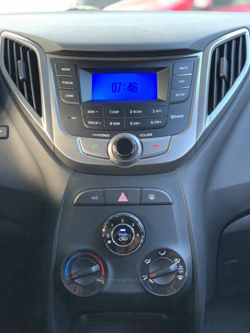 HB20 1.0 COMFORT PLUS 12V FLEX 4P MANUAL - 2015 - CAXIAS DO SUL