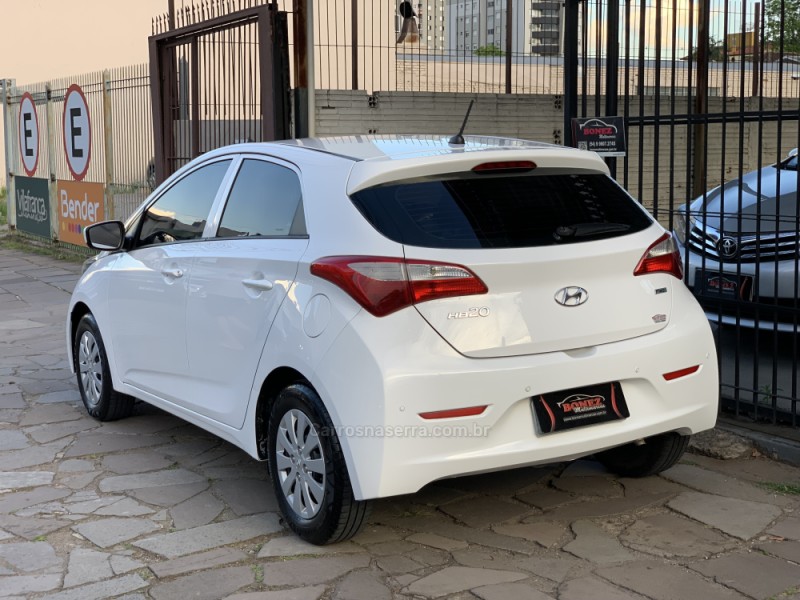 HB20 1.0 COMFORT PLUS 12V FLEX 4P MANUAL - 2015 - CAXIAS DO SUL