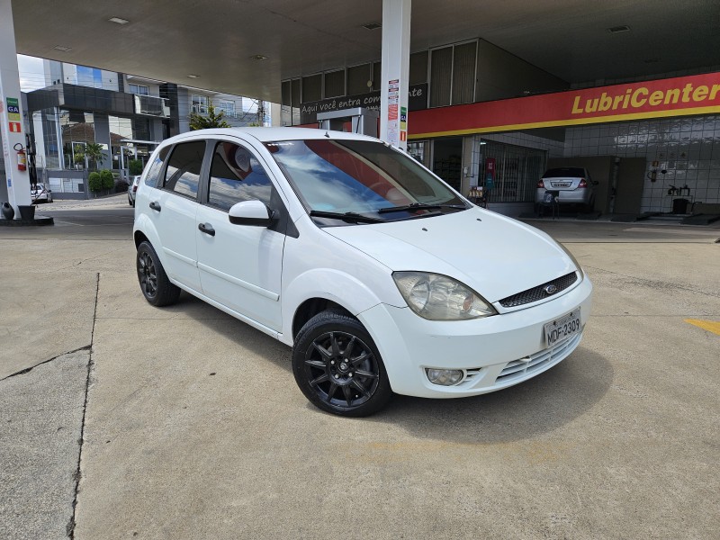 FIESTA 1.0 EDGE 8V GASOLINA 4P MANUAL - 2004 - CAXIAS DO SUL