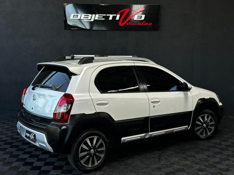 ETIOS CROSS 1.5 16V FLEX 4P MANUAL - 2016 - CAXIAS DO SUL