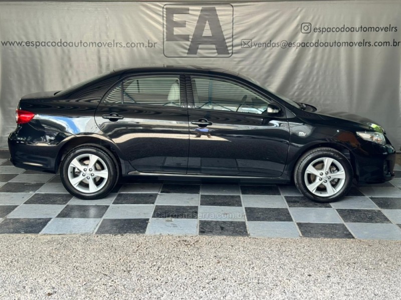 COROLLA 2.0 XEI 16V FLEX 4P AUTOMÁTICO - 2014 - NOVA PRATA