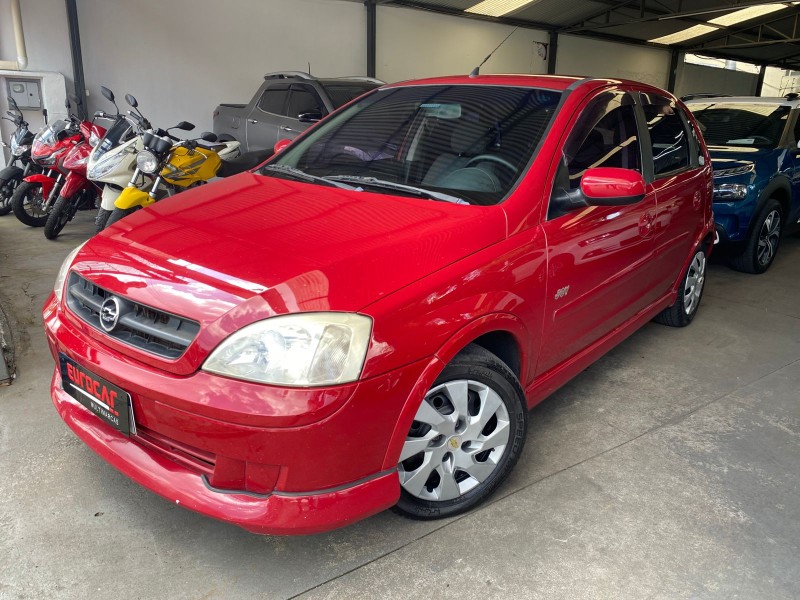 CHEVROLET - CORSA - 2006/2006 - Vermelha - R$ 18.900,00