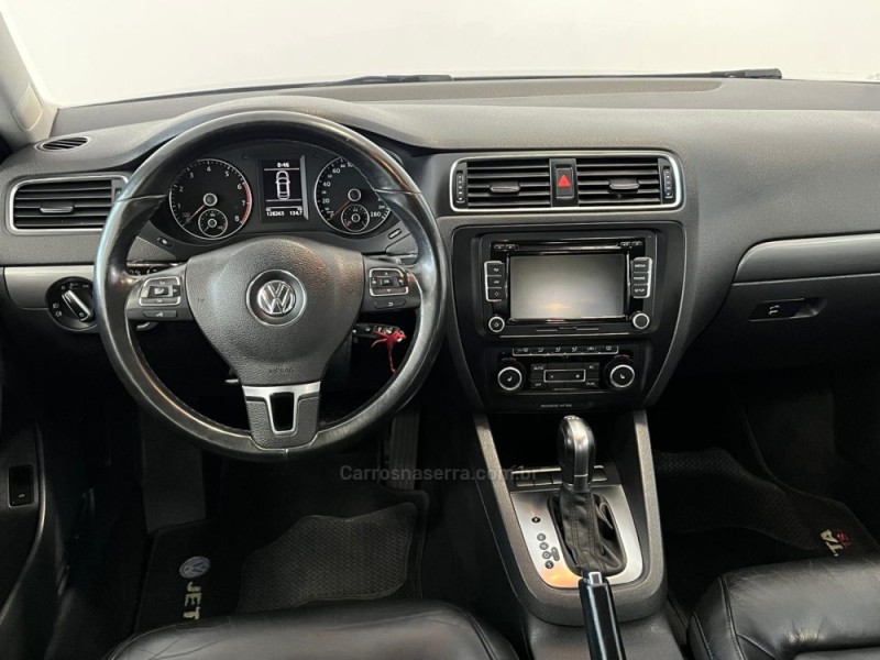 JETTA 2.0 TSI HIGHLINE 200CV GASOLINA 4P TIPTRONIC - 2011 - BENTO GONçALVES