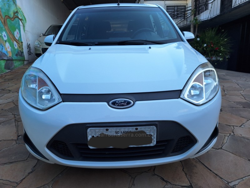 FIESTA 1.0 MPI 8V GASOLINA 4P MANUAL - 2014 - CAXIAS DO SUL