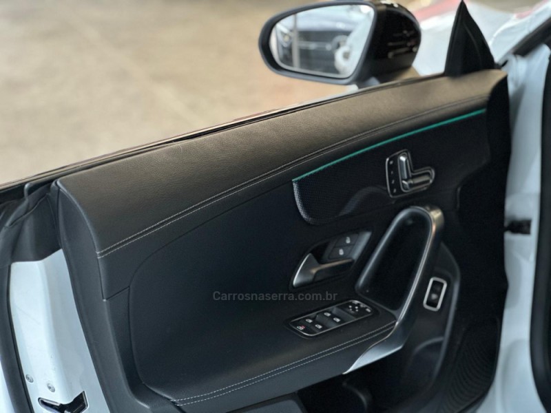 CLA 250 2.0 SPORT 16V TURBO GASOLINA 4P AUTOMÁTICO - 2023 - NOVO HAMBURGO