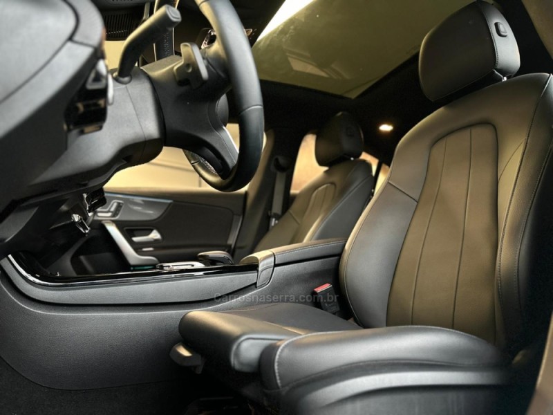 CLA 250 2.0 SPORT 16V TURBO GASOLINA 4P AUTOMÁTICO - 2023 - NOVO HAMBURGO