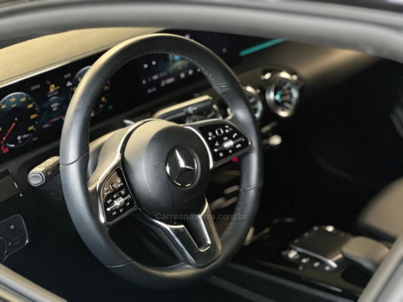 CLA 250 2.0 SPORT 16V TURBO GASOLINA 4P AUTOMÁTICO - 2023 - NOVO HAMBURGO