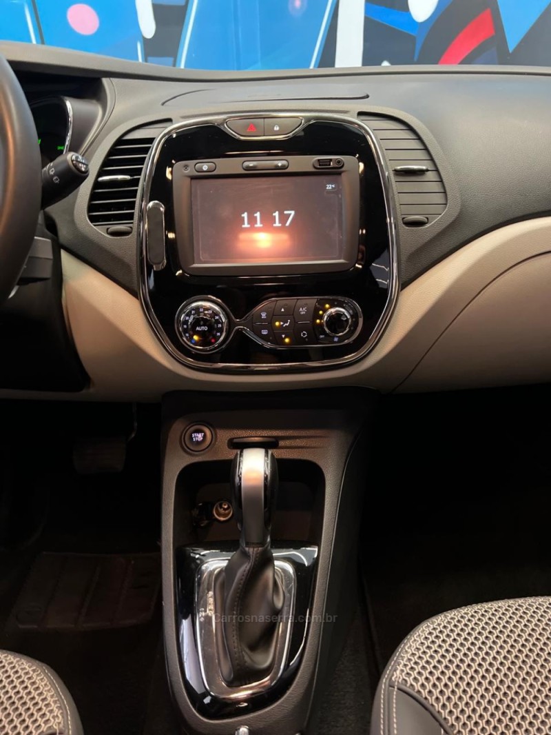 CAPTUR 1.6 16V FLEX INTENSE AUTOMÁTICO - 2019 - NOVO HAMBURGO