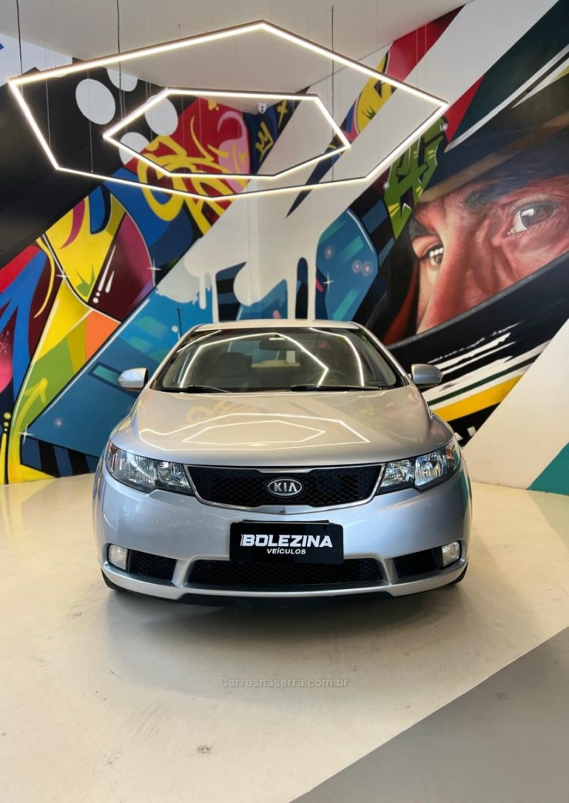 CERATO 1.6 EX2 SEDAN 16V GASOLINA 4P MANUAL - 2010 - NOVO HAMBURGO