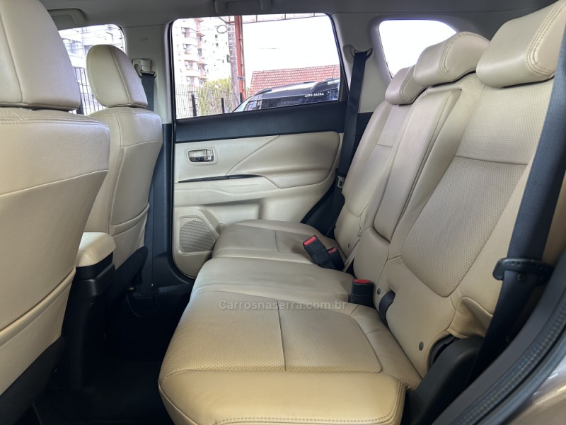 OUTLANDER 2.2 4X4 16V DIESEL 4P AUTOMÁTICO - 2016 - NOVO HAMBURGO