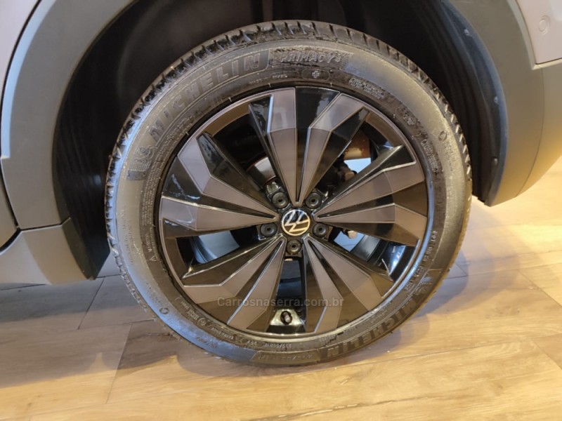 TAOS 1.4 16V HIGHLINE TSI FLEX 4P AUTOMÁTICO - 2024 - ERECHIM