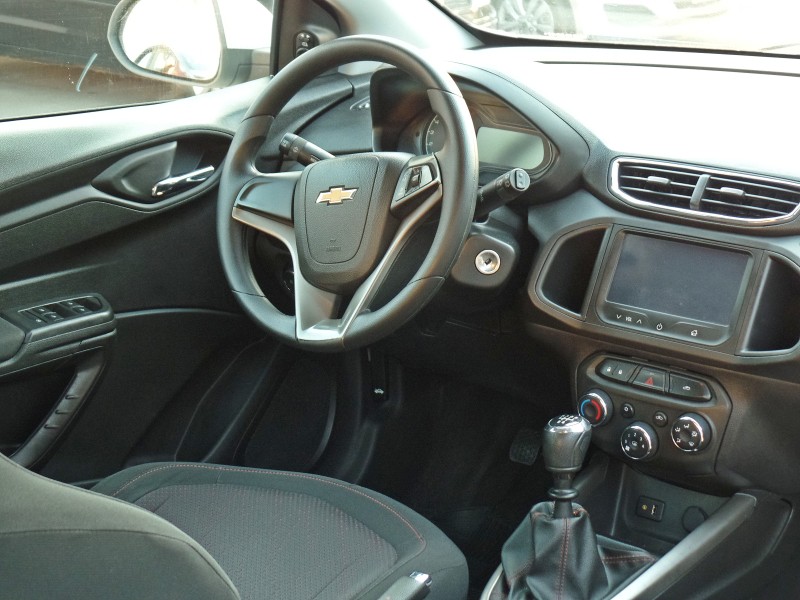 ONIX 1.4 MPFI LTZ 8V FLEX 4P MANUAL - 2016 - CAXIAS DO SUL