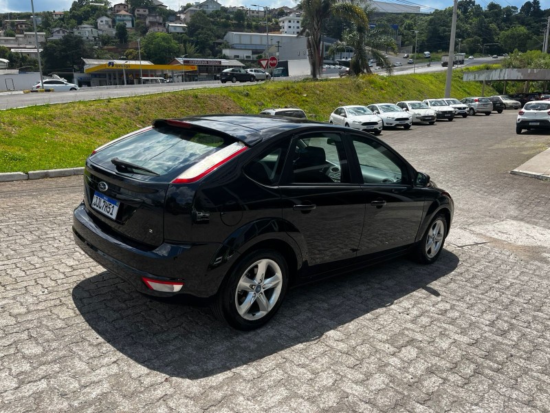 FOCUS 2.0 GLX 16V FLEX 4P MANUAL - 2012 - BENTO GONçALVES