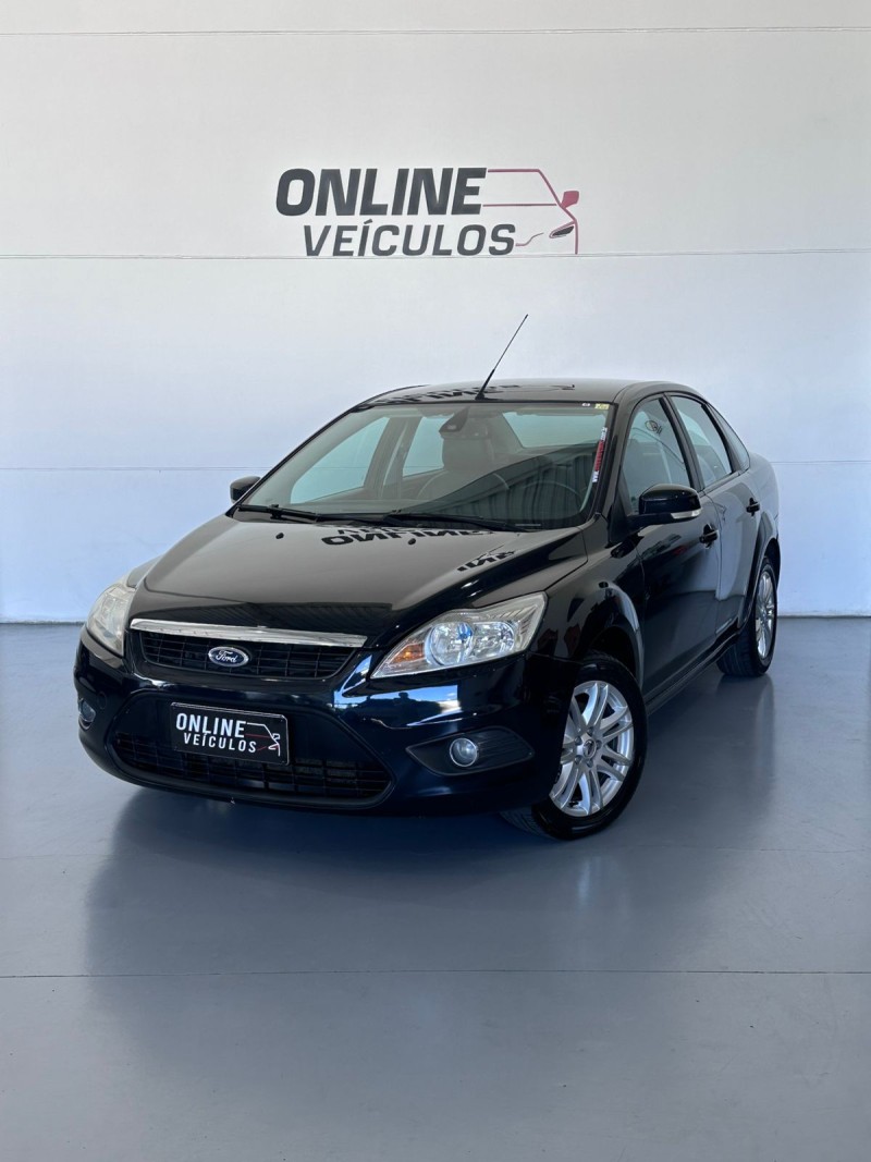 focus 2.0 glx sedan 16v flex 4p automatico 2013 farroupilha
