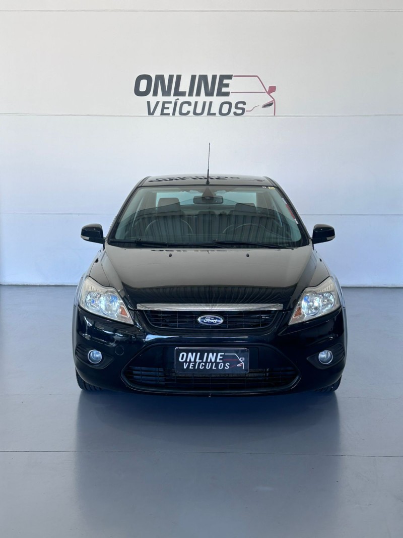 FOCUS 2.0 GLX SEDAN 16V FLEX 4P AUTOMÁTICO - 2013 - FARROUPILHA