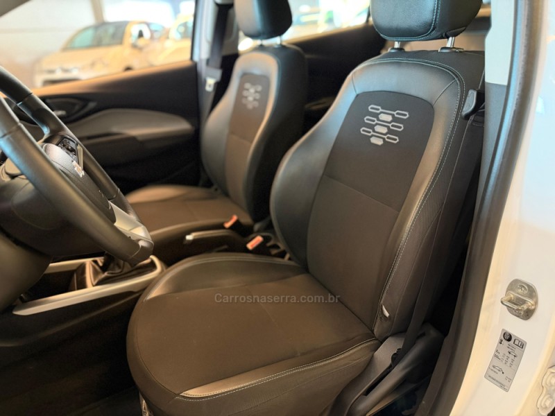 ONIX 1.0 LT 12V FLEX 4P MANUAL - 2019 - CARLOS BARBOSA