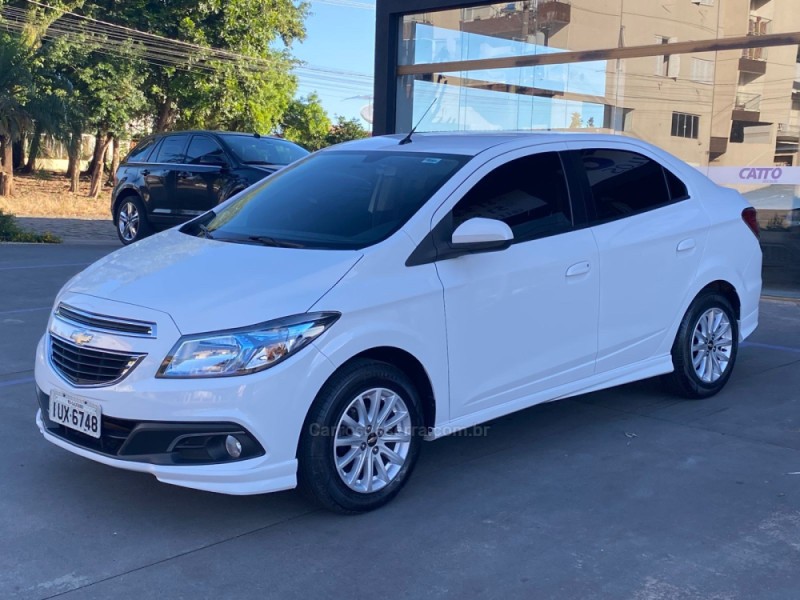 PRISMA 1.4 MPFI LT 8V FLEX 4P MANUAL - 2014 - ARROIO DO MEIO