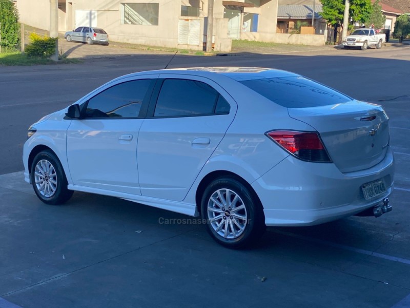 PRISMA 1.4 MPFI LT 8V FLEX 4P MANUAL - 2014 - ARROIO DO MEIO