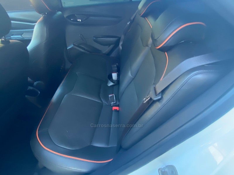 PRISMA 1.4 MPFI LT 8V FLEX 4P MANUAL - 2014 - ARROIO DO MEIO