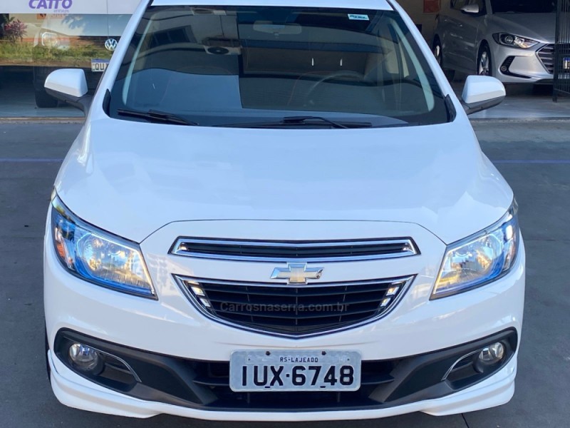 PRISMA 1.4 MPFI LT 8V FLEX 4P MANUAL - 2014 - ARROIO DO MEIO