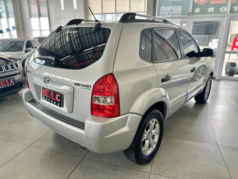 TUCSON 2.0 MPFI GL 16V 142CV 2WD GASOLINA 4P MANUAL - 2012 - CAXIAS DO SUL