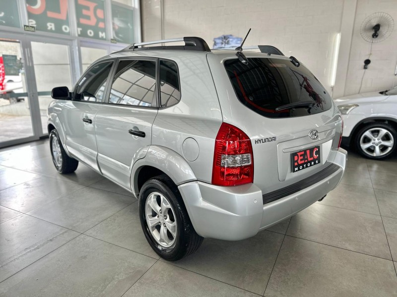 TUCSON 2.0 MPFI GL 16V 142CV 2WD GASOLINA 4P MANUAL - 2012 - CAXIAS DO SUL